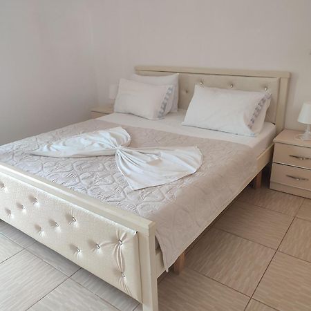Penelope's Rooms Dhërmi Exterior foto